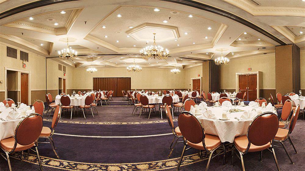 Delta Hotels By Marriott Helena Colonial Экстерьер фото